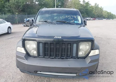 2011 Jeep Liberty Renegade z USA, uszkodzony, nr VIN 1J4PN3GKXBW542791